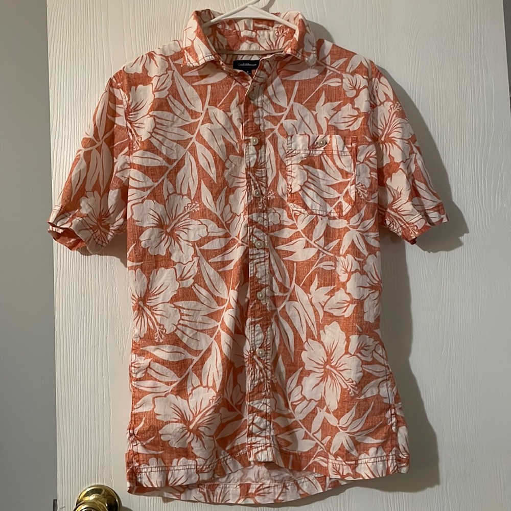 Men’s S Hawaiian button up